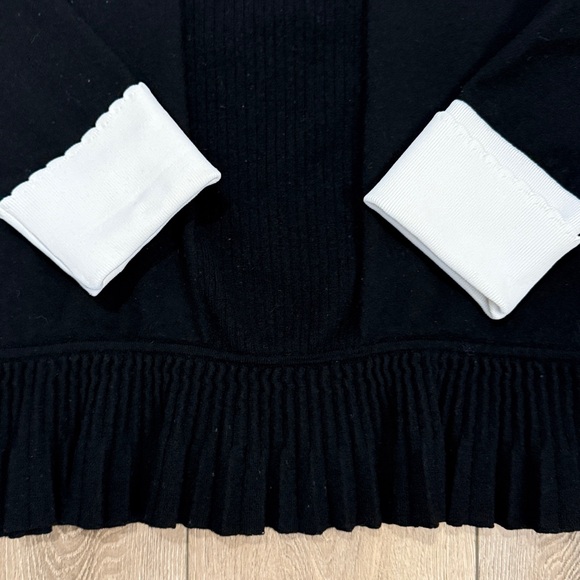 Tory Burch Black Peplum Ribbed Front Sweater w/ White Contrast Collar & Cuffs L - Picture 3 of 9